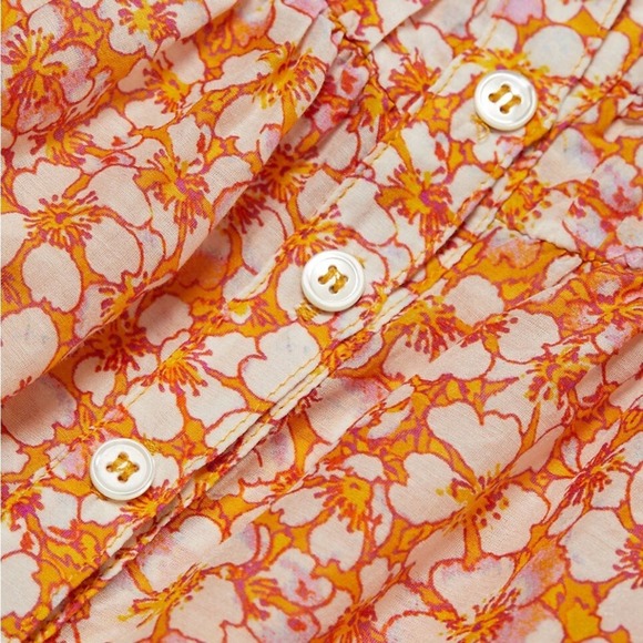 XIRENA Bria Flutter Sleeve Blouse - Picture 8 of 11